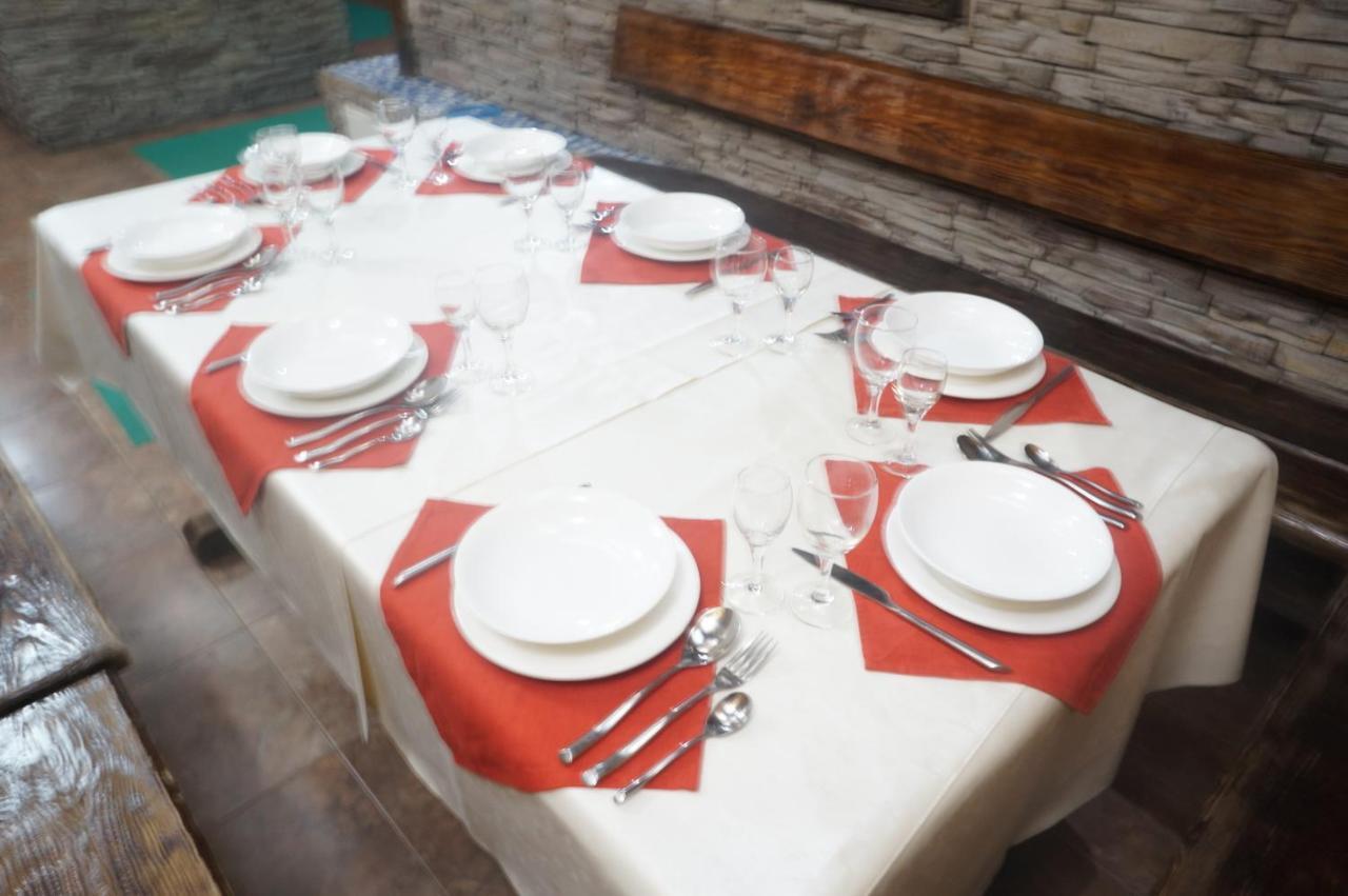 Galirad Hotel Ustʼ-Kamenogorsk Exterior foto